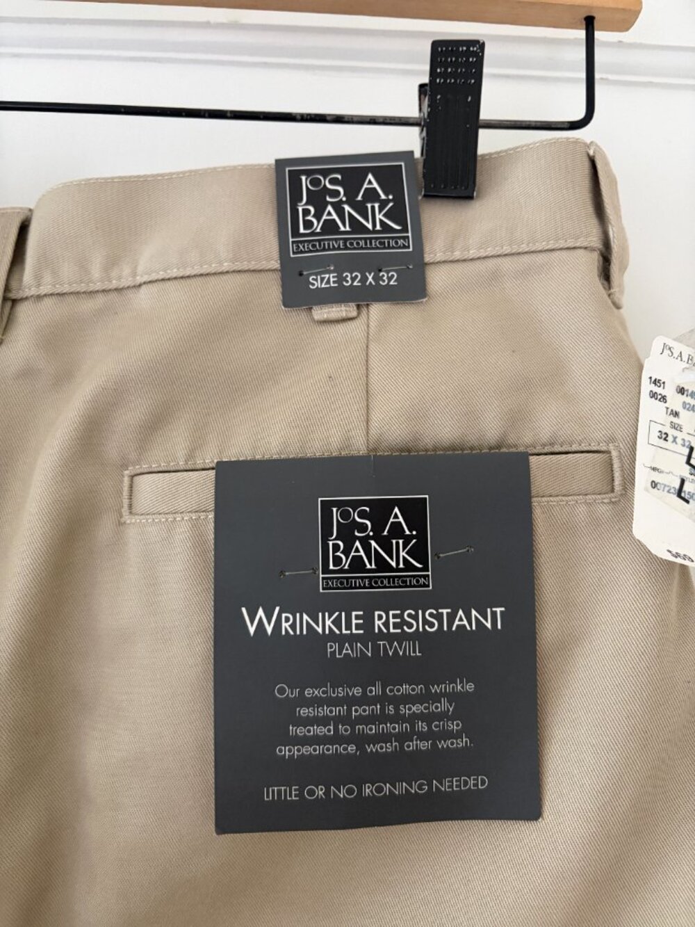 Jos. A. Bank Wrinkle Resistant Plain Twill Chinos Size 32 x 32 NWT - Picture 2 of 6